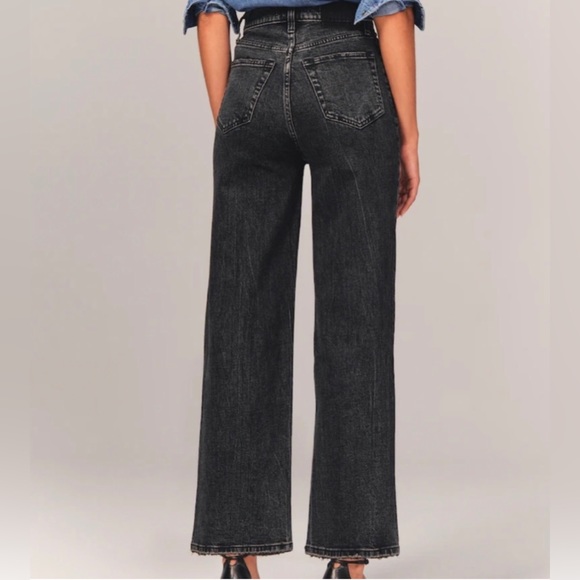 Abercrombie & Fitch Denim - Abercrombie & Fitch The Crop Wide Leg Ultra High Rise Waisted Black Grey Jeans